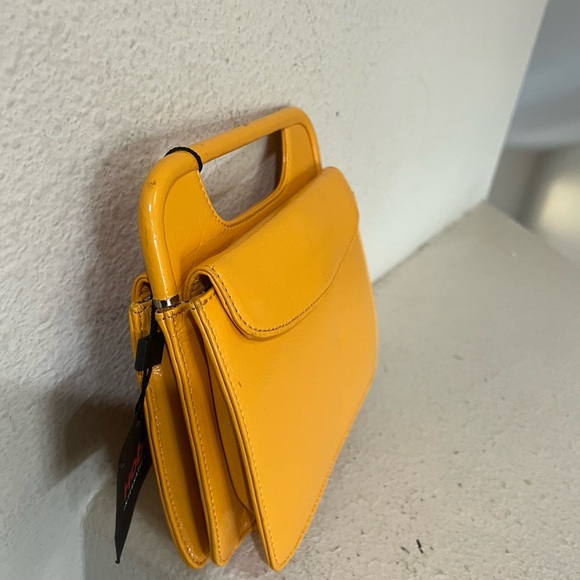 - Hobo International Farrah Yellow Leather Top Handle Mini Purse Clutch Bag - Picture 7 of 12